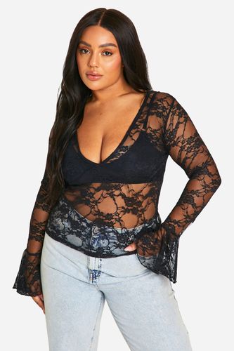 Womens Plus Lace Flare Sleeve Plunge Top - - 18 - boohoo - Modalova