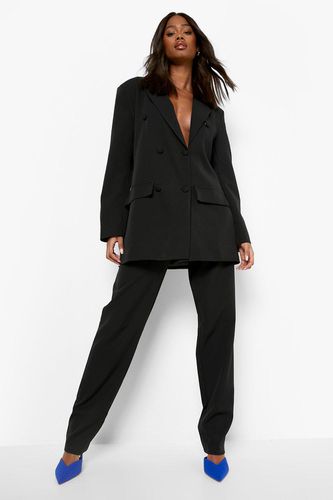 Womens Tailored Relaxed Fit Straight Leg Trousers - - 16 - boohoo - Modalova