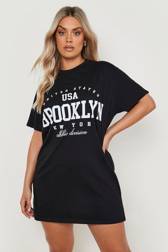 Womens Plus Brooklyn Slogan Oversized T-shirt Dress - - 18 - boohoo - Modalova