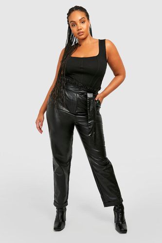 Womens Plus Premium PU Leather Look Paper Bag Trousers - - 28 - boohoo - Modalova