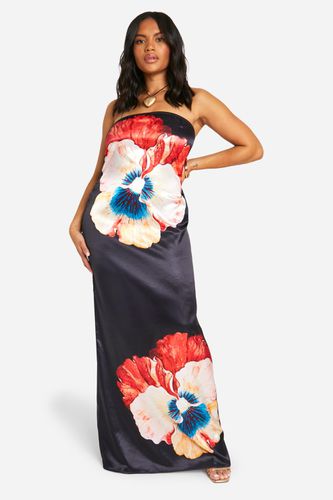 Womens Plus Satin Large Floral Bandeau Maxi Dress - - 18 - boohoo - Modalova