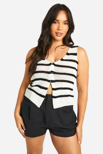 Womens Plus Stripe Hook And Eye Knitted Waistcoat - - 20 - boohoo - Modalova