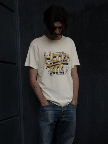 Roy Honky Tonk T-Shirt Ecru Men's Organic T-shirts X Small Sustainable Clothing - Nudie Jeans - Modalova