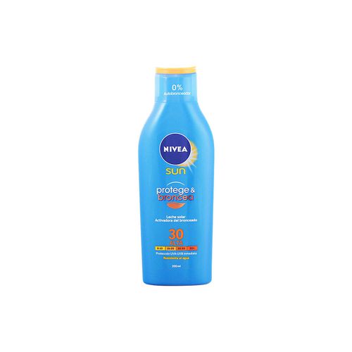 Protezione solari Latte Sun Protect amp;abbronzante Spf30 - Nivea - Modalova