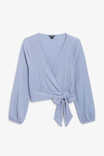 Wickelbluse - Blau - Monki - Modalova