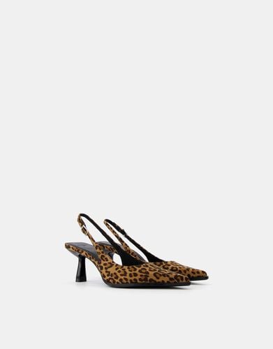 Zapato Tacón Kitten Animal Print Mujer 35 - Bershka - Modalova