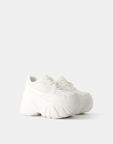 Zapatillas Plataforma Xl Detalle Encaje Y Lazo De Perlas Mujer 38 - Bershka - Modalova