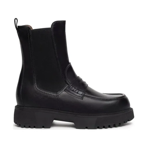 Shoes > Boots > Chelsea Boots - - Nerogiardini - Modalova