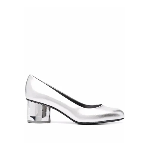 Shoes > Heels > Pumps - - Ferragamo - Modalova
