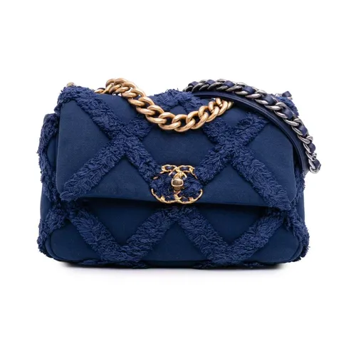 Pre-owned Elegant Flap Bag with Chain Detail Stylish and Versatile Accessory - Chanel Vintage - Modalova