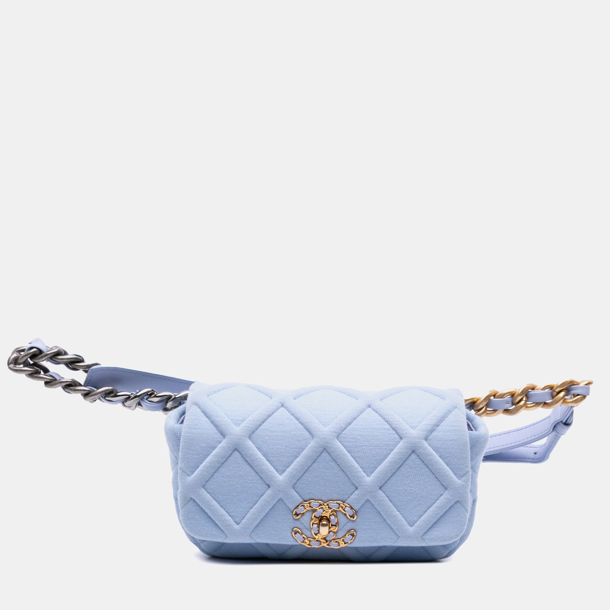 Chanel Blue Jersey 19 Flap Belt Bag - Chanel - Modalova