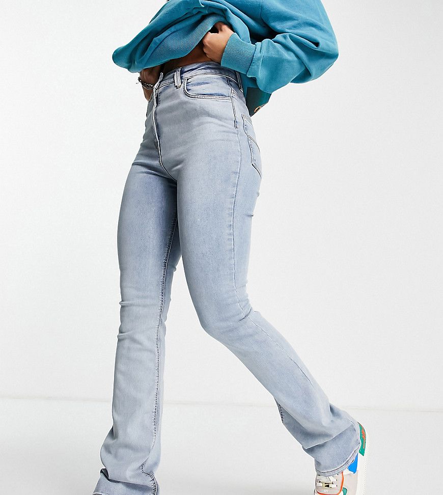 X008 - Jeans a zampa in cotone chiaro candeggiato - Collusion - Modalova