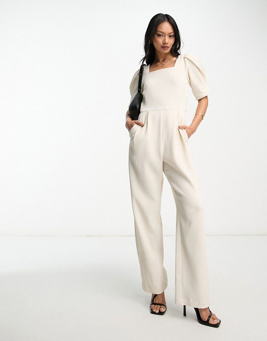 Tuta jumpsuit color crema con scollo squadrato - Closet London - Modalova