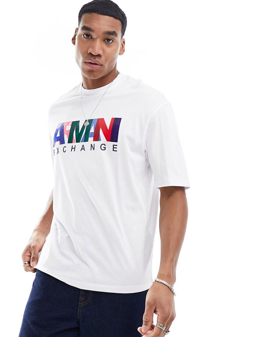 T-shirt taglio comodo bianca con logo multicolore - Armani Exchange - Modalova