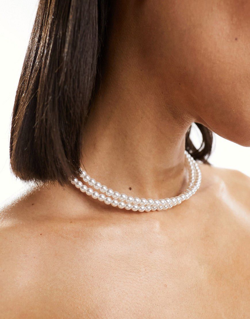 Collarino rigido avvolgente con perle sintetiche - ASOS DESIGN - Modalova