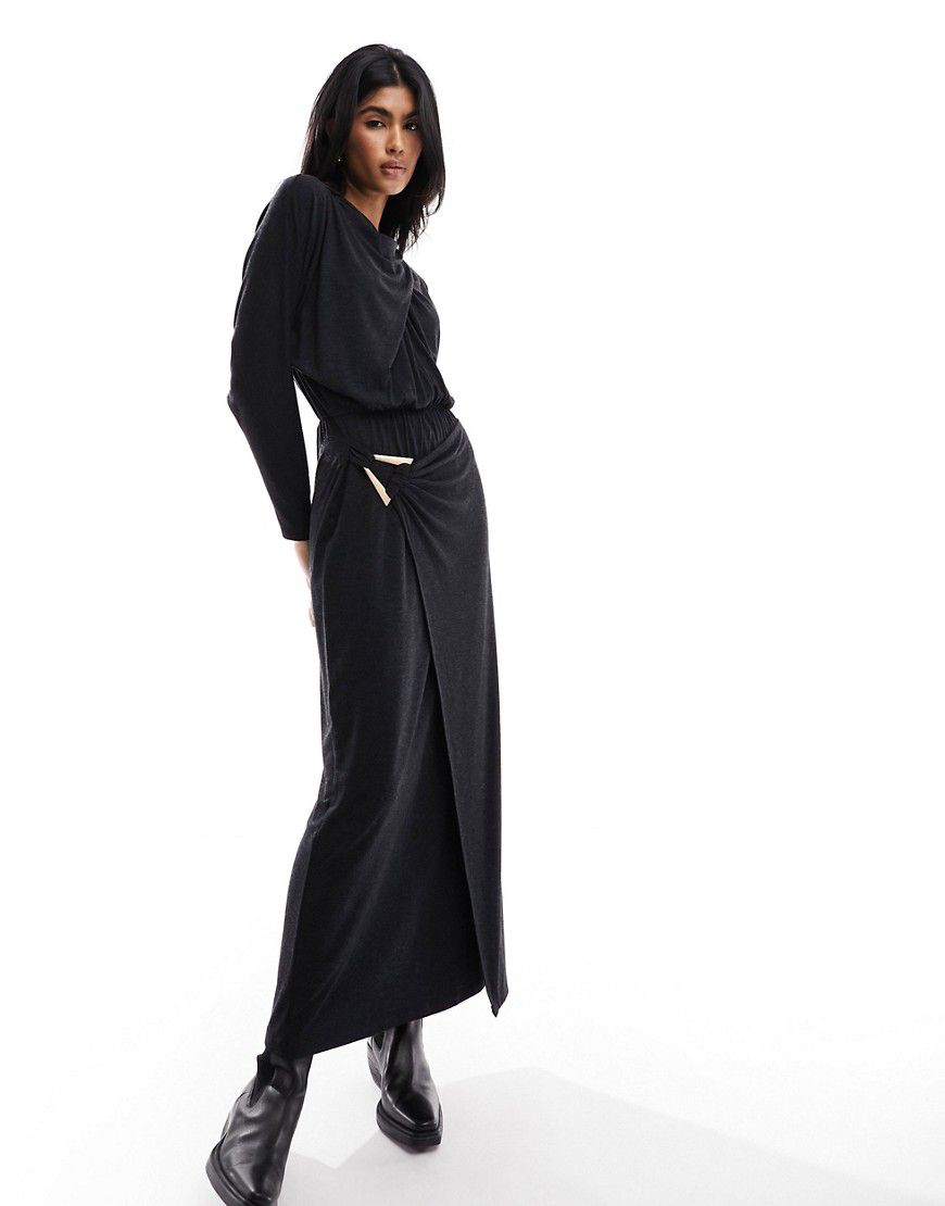 Vestito lungo accollato con vita a portafoglio nero con dettaglio - ASOS DESIGN - Modalova