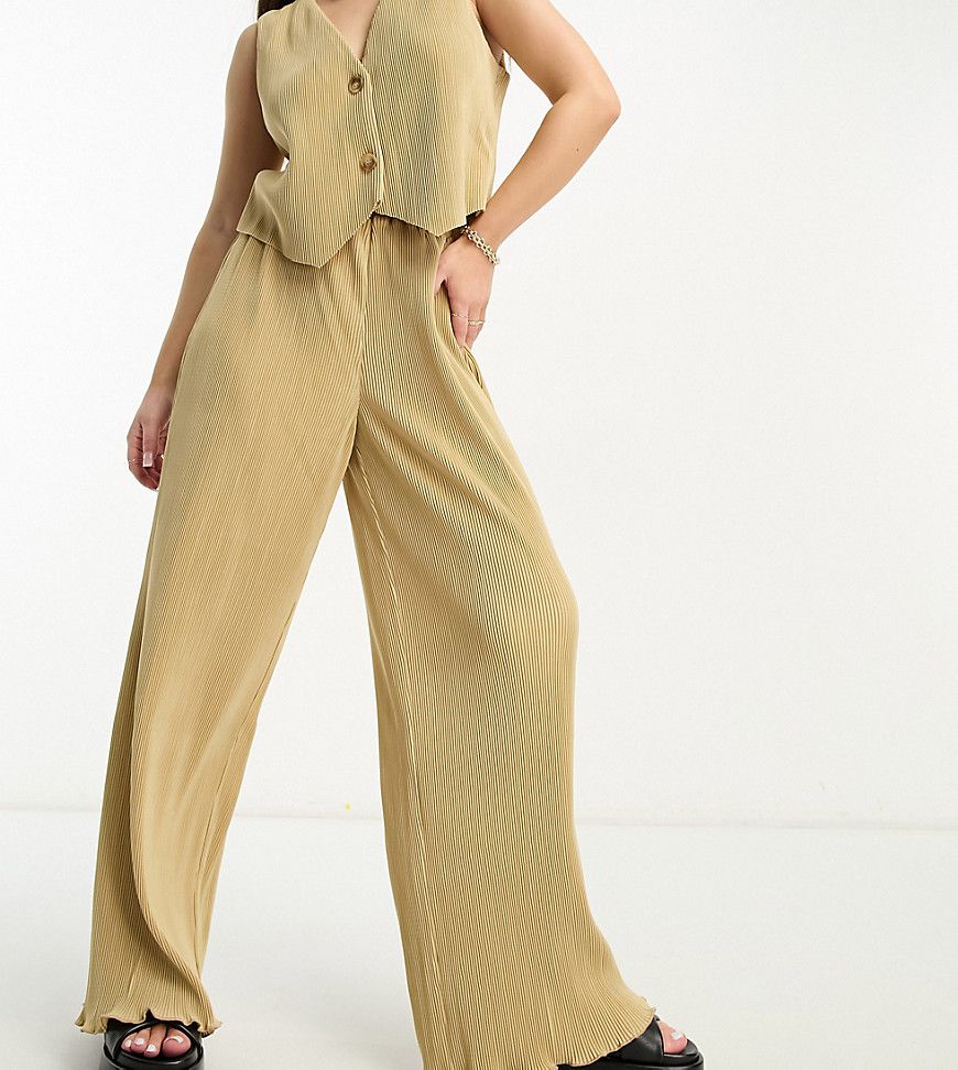 Esclusiva - Pantaloni plissé a fondo ampio color cammello in coordinato - 4th & Reckless Petite - Modalova