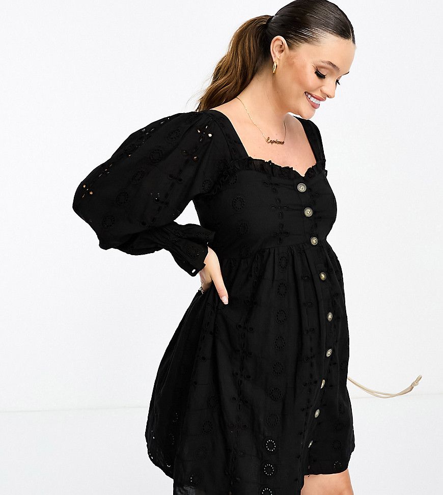 Esclusiva ASOS DESIGN Maternity - Vestito nero in pizzo con scollo squadrato e bottoni - ASOS Maternity - Modalova