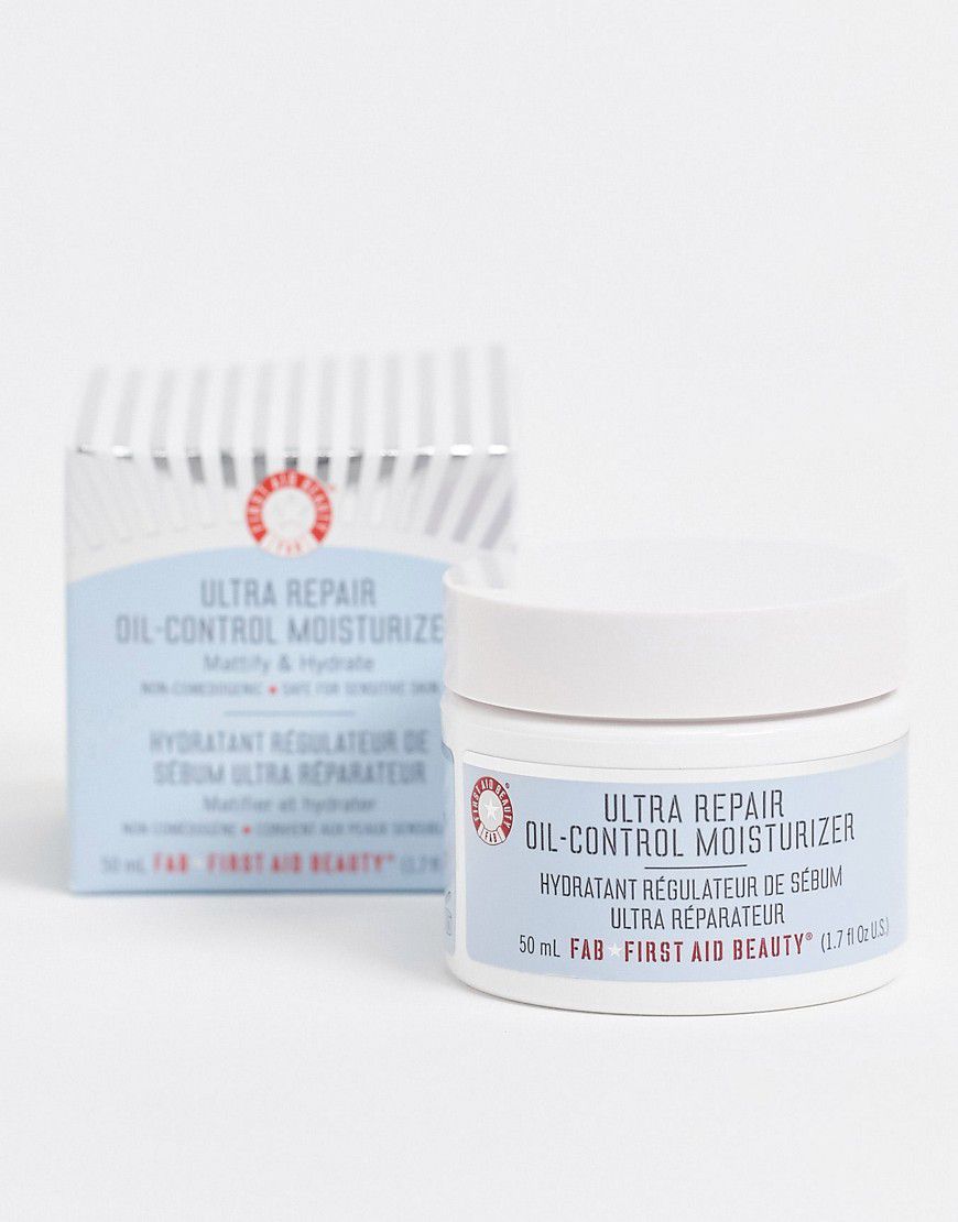 Ultra Repair Oil-Control - Crema idratante sebo-regolatrice da 50 ml - First Aid Beauty - Modalova