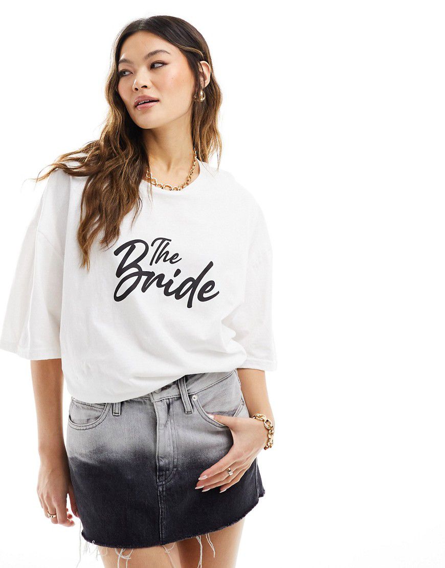 T-shirt bianca con scritta "Bride" - In The Style - Modalova