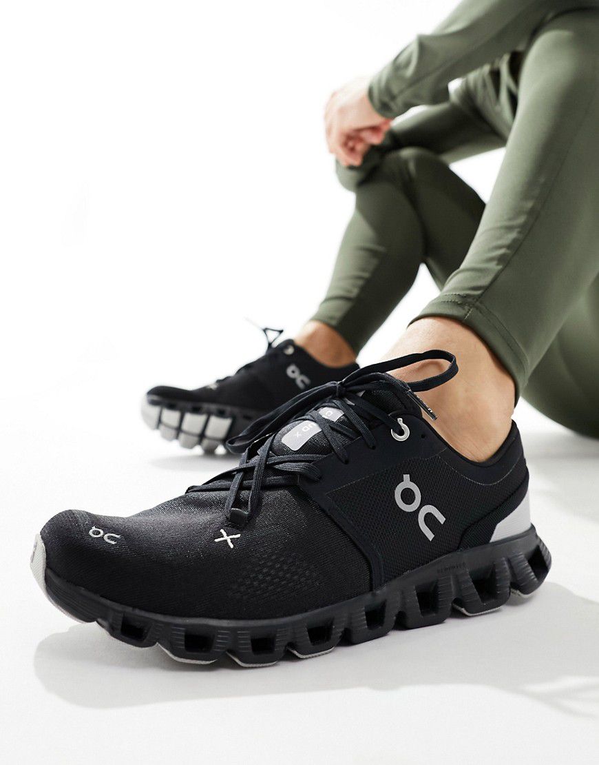 ON - Cloud X 3 - Sneakers da corsa nere - On Running - Modalova
