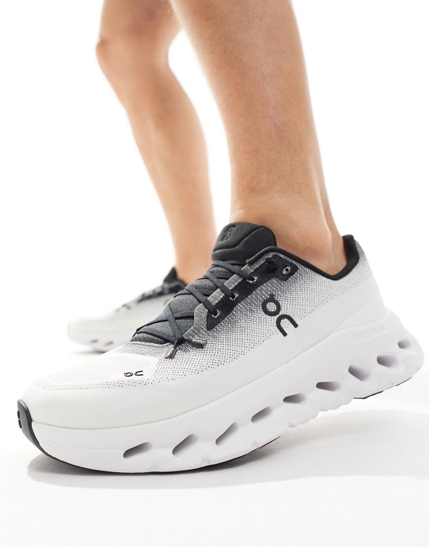 ON - Cloudtilt - Sneakers nere e avorio - On Running - Modalova