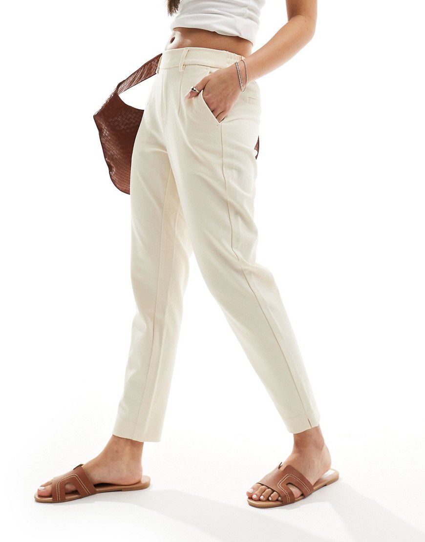 Pantaloni cropped sartoriali color panna slim fit - Object - Modalova
