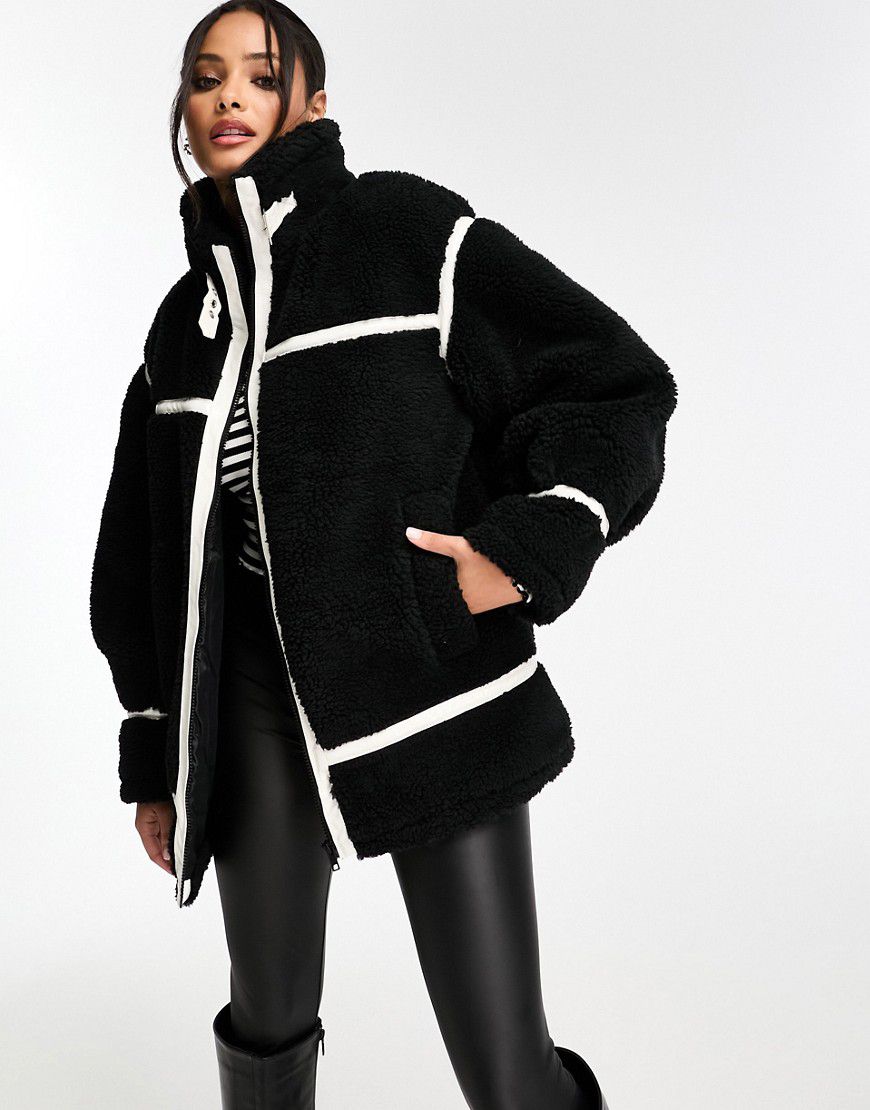 Cappotto oversize stile aviatore in pelliccia sintetica - Miss Selfridge - Modalova