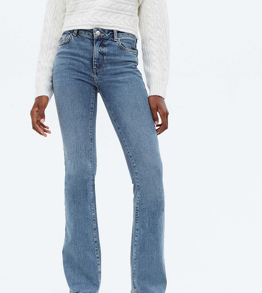 Jeans a zampa medio - New Look Tall - Modalova