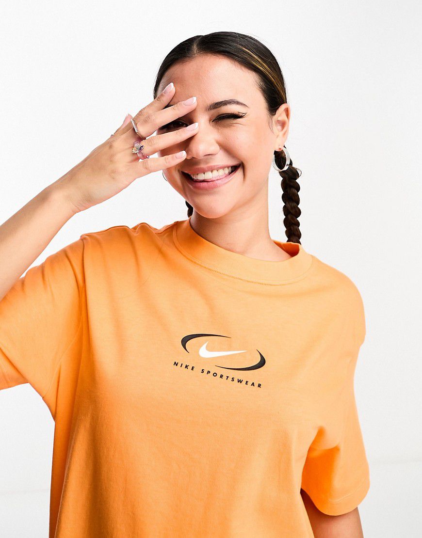 T-shirt boyfriend color mandarino acceso con logo - Nike - Modalova