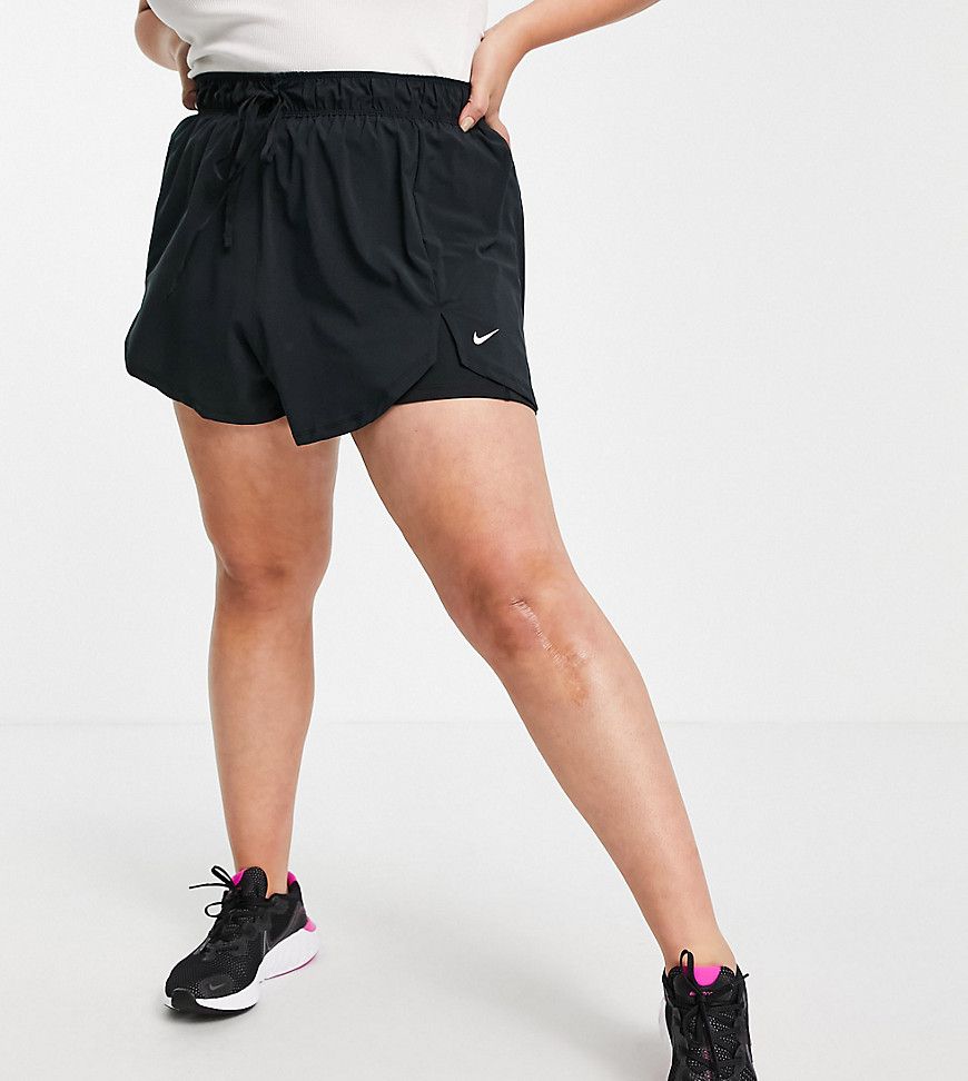 Plus - Flex Essential Dri-FIT - Pantaloncini neri - Nike Training - Modalova