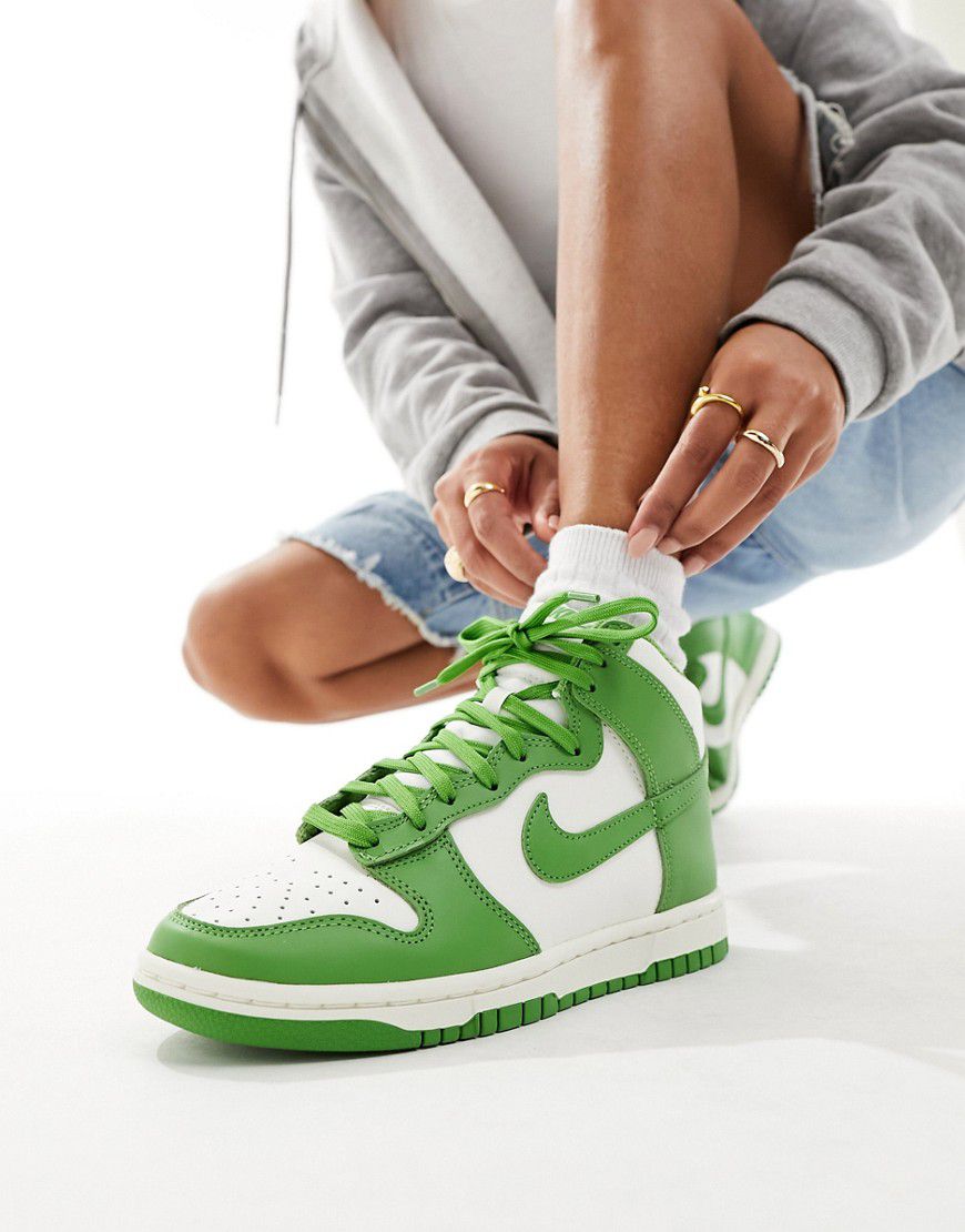 Dunk - Sneakers alte color verde clorofilla e - Nike - Modalova
