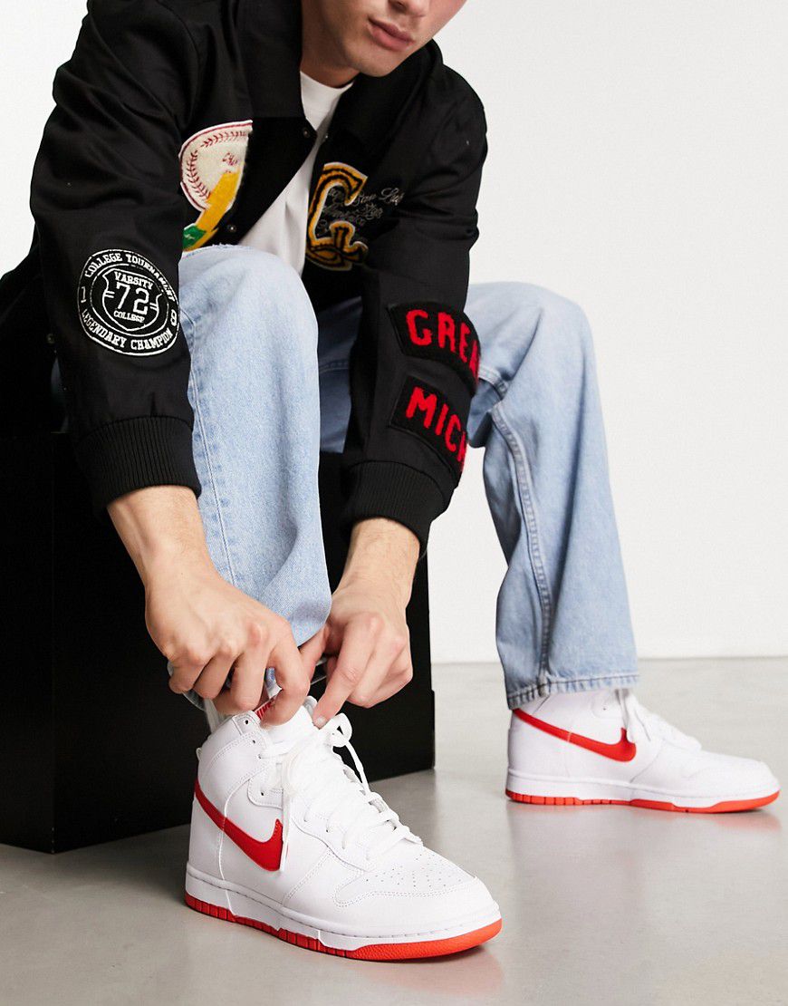 Dunk - Sneakers rétro alte bianche e rosse - Nike - Modalova