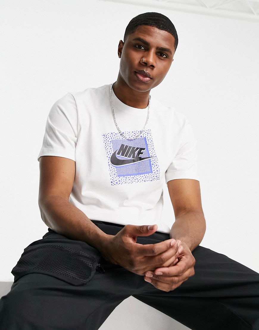 Franchise - T-shirt bianca con stampa sul petto - Nike - Modalova