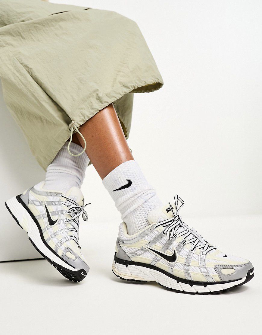 P-6000 - Sneakers unisex beige e nere - Nike - Modalova