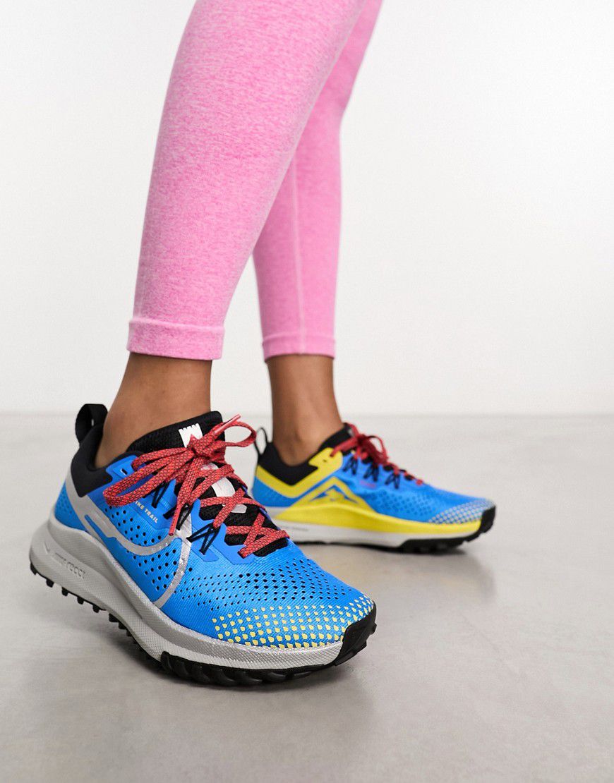 React Pegasus Trail 4 - Sneakers gialle e - Nike Running - Modalova
