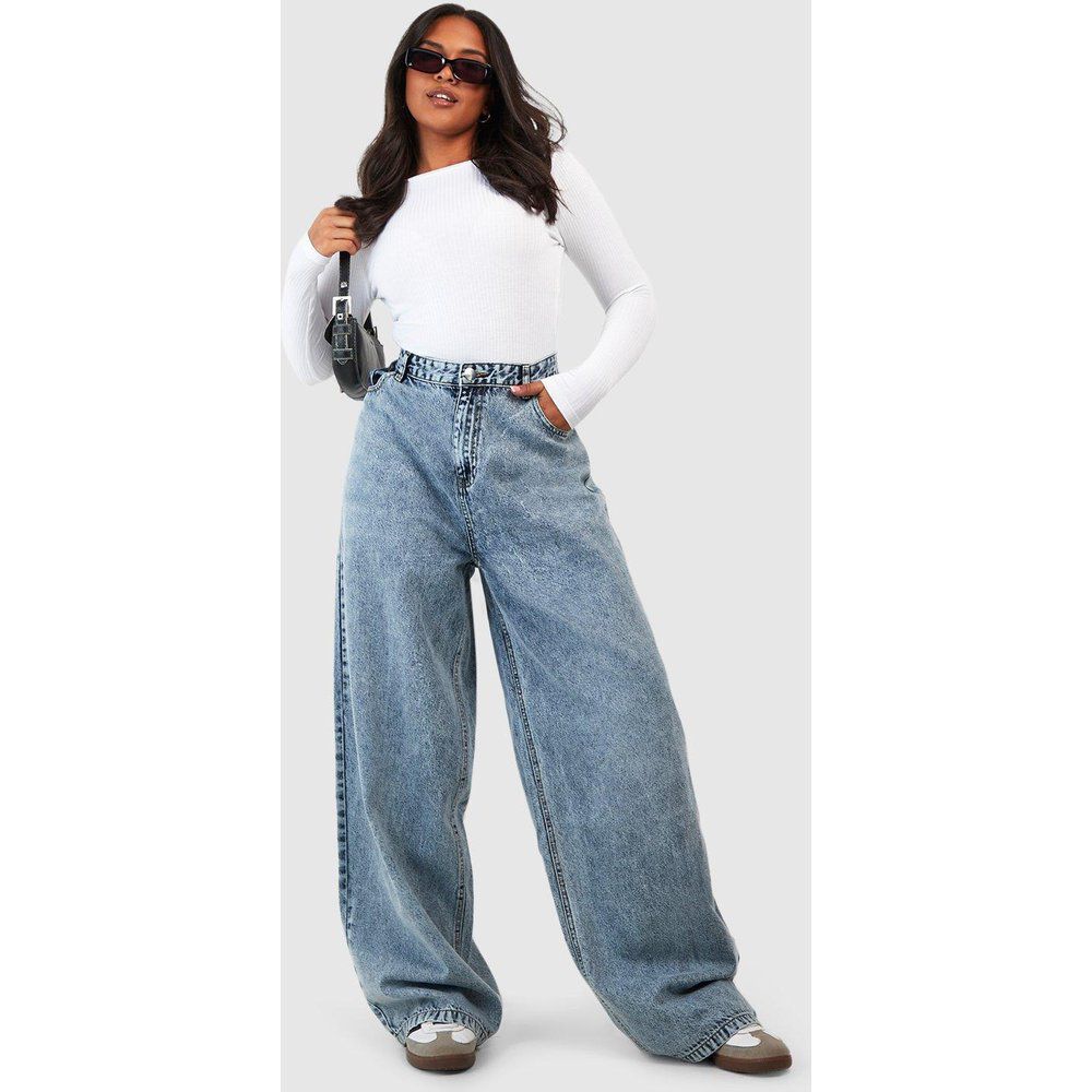 Jeans dritti Plus Size extra comodi in denim - boohoo - Modalova