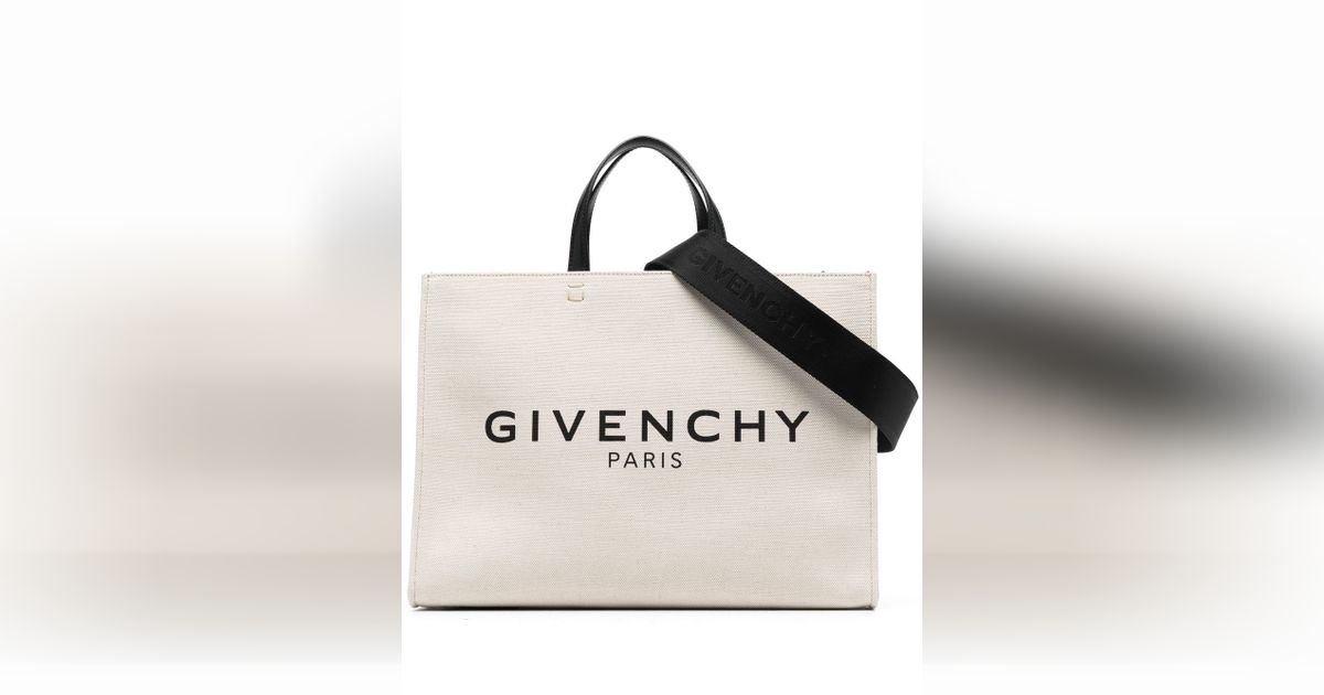 Givenchy shopping bag store